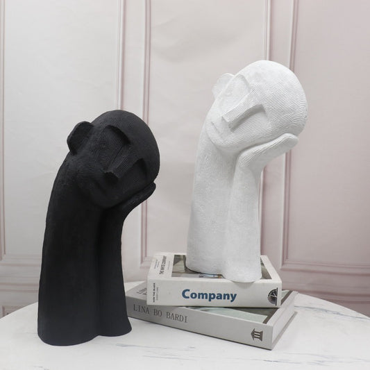 Random 2pcs Creative Plaster Abstract Figure Statue, Resin Art Craft Decor for Hotel Model Room or Office Desk Decoration